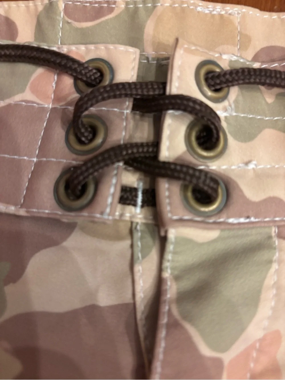 Birdwell Beach Britches Camo Board Shorts Shark Patch Men’s 34 USA